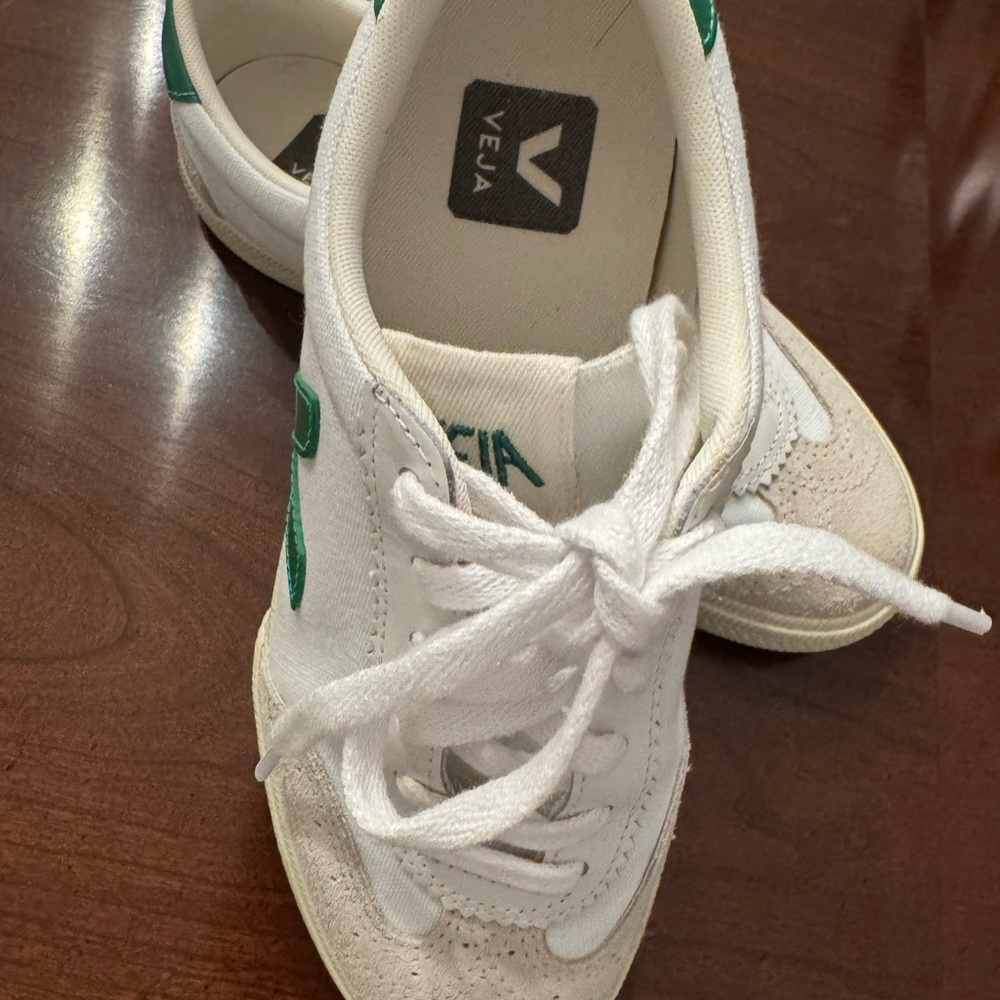 Veja White and Green Sneakers - Picture 2 of 4